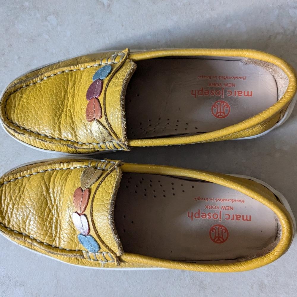 Kids size 1 leather loafers